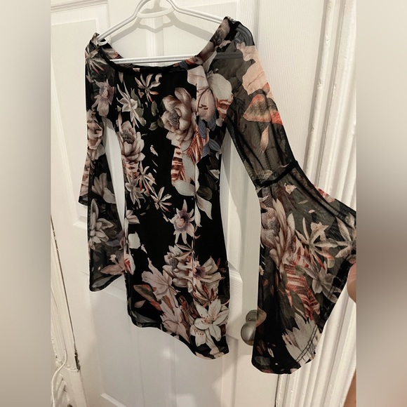 Off shoulder kimono sleeve dress - Picture 2 of 2